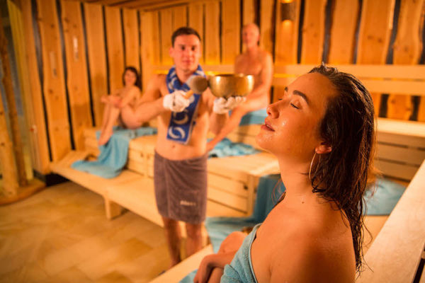 Bild von Sauna-Nacht